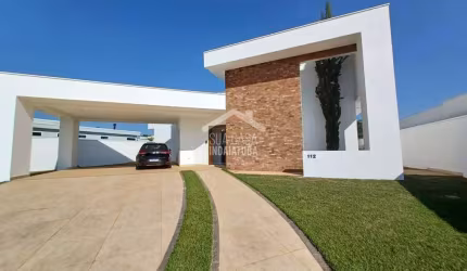 Casa com ótima localização no Quintas de Terracota