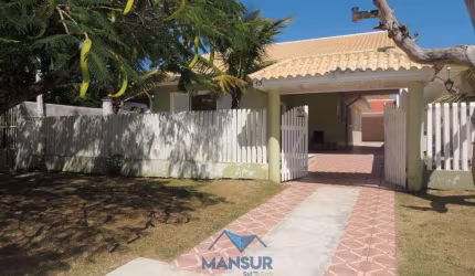 Casa com 3 dormitórios à venda, 200 m² por R$ 690.000,00 - Pontal do Sul - Pontal do Paraná/PR