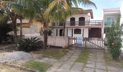 Sobrado com 4 dormitórios à venda, 154 m² por R$ 650.000,00 - Balneário de Shangri-la - Pontal do Paraná/PR