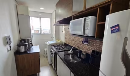 Lindo apartamento a venda com sacada em Santana de Parnaíba