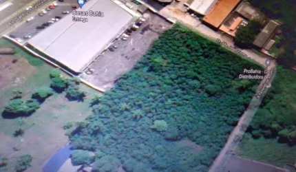 Terreno à venda na Rua Fernando de Noronha, Centro, Lauro de Freitas por R$ 13.000.000