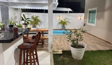 Casa em condomínio fechado com 4 quartos à venda na Avenida Professor Theócrito Batista, Caji, Lauro de Freitas, 184 m2 por R$ 997.000