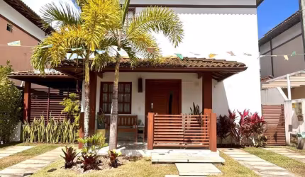 Casa em condomínio fechado com 4 quartos à venda na Rodovia BA-099 - Estrada do Côco, Abrantes, Camaçari, 250 m2 por R$ 850.000