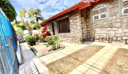 Casa em condomínio fechado com 5 quartos à venda na Rua Teófilo Braga, 07, Caminho das Árvores, Salvador, 300 m2 por R$ 1.100.000