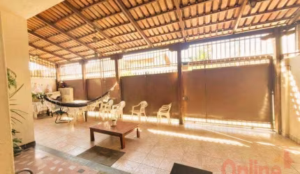 Casa para Venda em Belo Horizonte, Santa Inês, 3 dormitórios, 1 suíte, 2 banheiros, 4 vagas