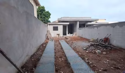 Casa com 3 dormitórios à venda por R$ 650.000,00 - Jardim Marileia - Rio das Ostras/RJ