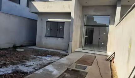 Casa à venda por R$ 420.000,00 - Extensão do Bosque - Rio das Ostras/RJ