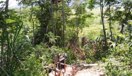 Terreno à venda, 300 m² por R$ 40.000,00 - Jardim Patrícia - Rio das Ostras/RJ