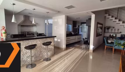Casa para Locação e Venda no Condomínio Mont Blanc em Sorocaba com 250 m2 de área construída em um terreno de 336 m2.