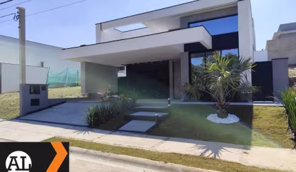 Casa térrea à venda no Condomínio Cyrela com 181,28 m2 de área construída  318,13 m2 de terreno