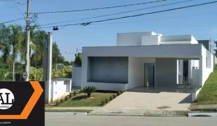 Casa térrea para locação ou venda no condomínio Chácara Ondina em Sorocaba 3 suítes e piscina.