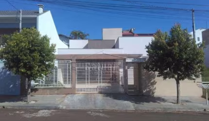 Casa à venda - Bairro Jardim Vila Rica em Londrina