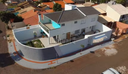Casa à venda - Bairro Jardim Oriente em Londrina