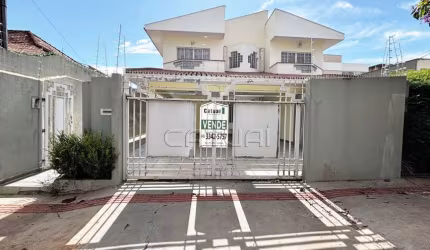 Casa à venda - Bairro Jardim Santo Antônio em Londrina