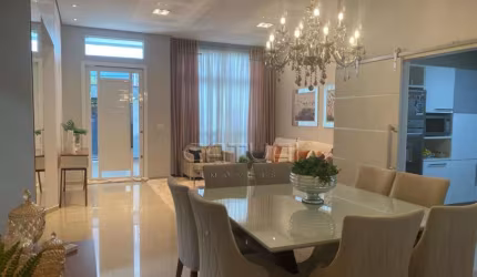Casa à venda  - Bairro Pacaembu, Londrina