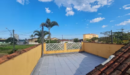 ESSE EXCELENTE IMÓVEL LADO PRAIA É PARA VOCÊ, ÓTIMO.