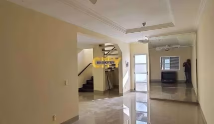 Vende-se Sobrado Condomínio Sevilha