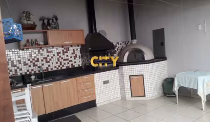 Vende-se Sobrado Condomínio Residencial dos Ipês