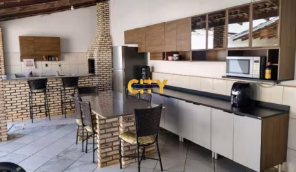 Vende-se Casa Condomínio Morro de Santo Antônio