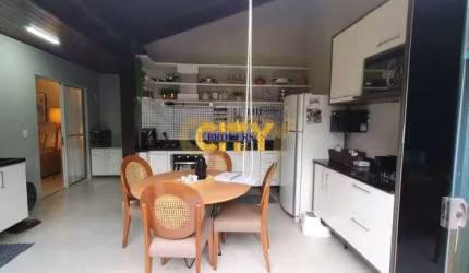 Vende-se  Casa Térrea Condomínio Mônaco