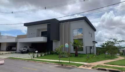 Vende-se Sobrado Condomínio Florais do Valle