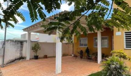 Vende-se Casa Condomínio Solar da Chapada