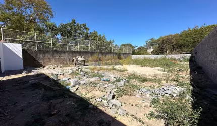 Vende-se Lote/Terreno Próximo ao Shopping Estação