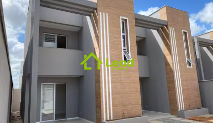 Casa Duplex  com 03 Suítes em Eusébio- Ceará