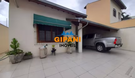 Linda Casa à Venda com 03 Dormitórios em Jaguariúna