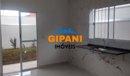 CASA A VENDA EM JAGUARIUNA