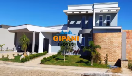 Casa com Planejados em condomínio Fechado  bairro Vargeão