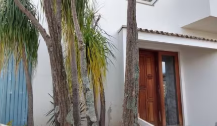 SOBRADO A VENDA EM CONDOMINIO FECHADO