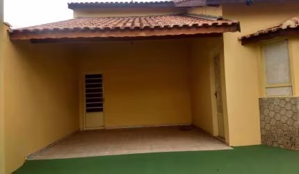 LINDA CASA Á VENDA  3 DORMITÓRIOS 1 SUÍTE COPA COM MEZANINO GARAGEM PARA 2 VEÍCULOS