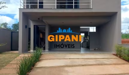 Imperdível casa à venda em Condominio -SP, com 3 quartos, 1 suíte, 2 salas e 2 vagas de garagem