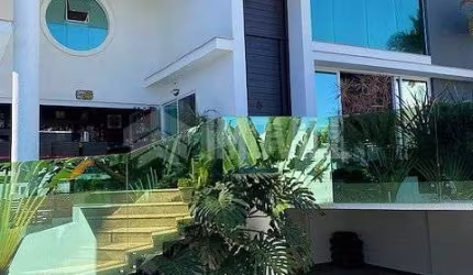 Casa Condomínio na Praia Brava - Porto Riviera