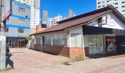 OPORTUNIDADE PARA INVESTIDOR OU CONSTRUTORA 1 TERRENO 926m² EM BALNEÁRIO CAMBORIÚ