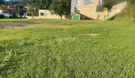 AMPLO TERRENO PRÓXIMO À  OSVALDO REIS