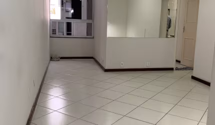 Excelente apartamento na Vila Laura