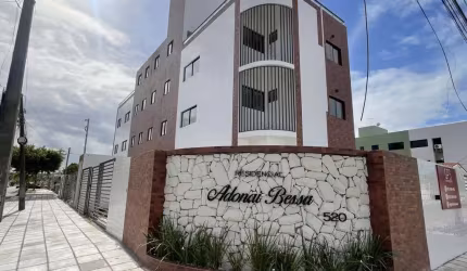 Cobertura no Bessa com 2 quartos - 500 metros da Praia