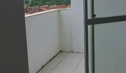 Apartamento no Cohafuma 100 M²