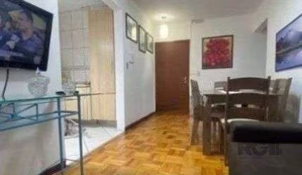 Apartamento de 1 dormitório térreo desocupado na Vila Ipiranga
