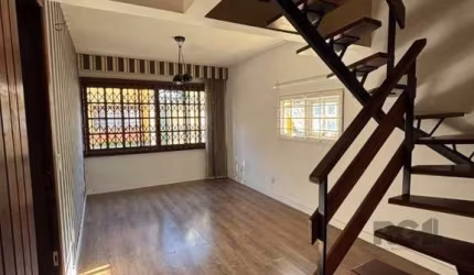 Casa de 3 dormitórios e 2 vagas - Medianeira