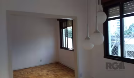 Apartamento 2 dormitórios à venda Petrópolis Porto Alegre/RS