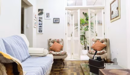 Apartamento 2 dormitórios à venda Petrópolis Porto Alegre/RS