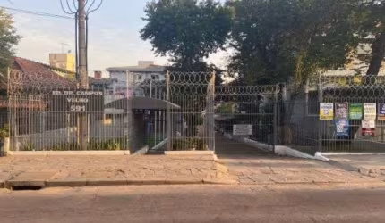 Apartamento em Porto Alegre, no bairro Cristal, com 3 dormitório(s), e 3 banheir