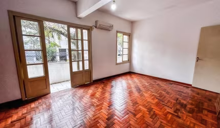 Apartamento com 3 quartos, 1 suíte, no bairro Rio Branco, Porto Alegre/RS