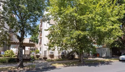 Apartamento 2 dormitórios à venda Vila Assunção Porto Alegre/RS