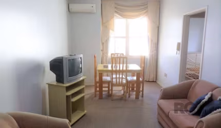 Apartamento no bairro Rio Branco de 2 dormitórios desocupado