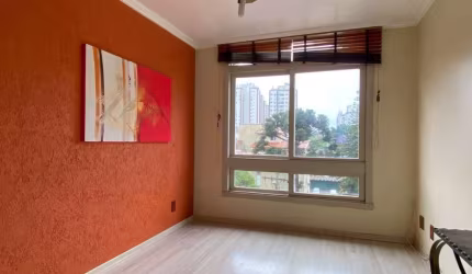 Apartamento ensolarado de 1 dormitório com vaga de garagem, próximo ao Iguatemi