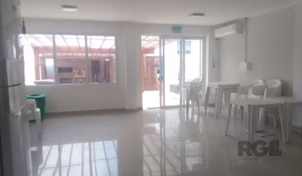 APARTAMENTO DE 2 DORMITORIOS REFORMADO BAIRRO SANTO ANTONIO - POA/RS